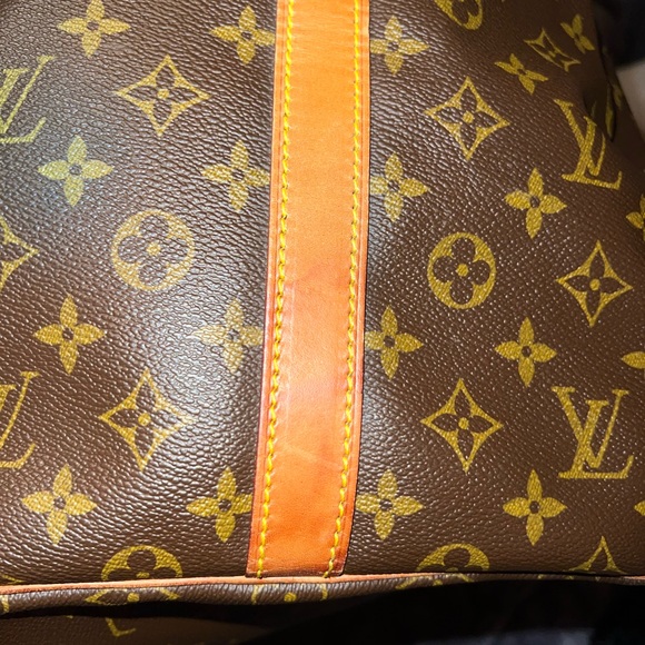 Louis Vuitton Keepall 55 - Picture 6 of 17